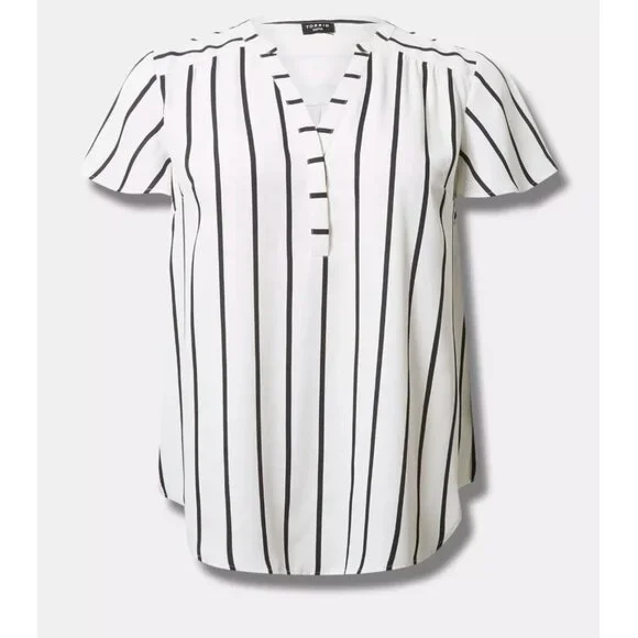 GUC Torrid Harper Flutter Sleeve Pullover Blouse - Picture 3 of 6